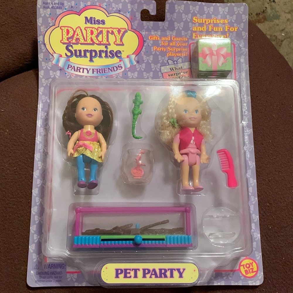 Miss Party Surprise Party Friends 2 dolls and lizard, aquarium accessories